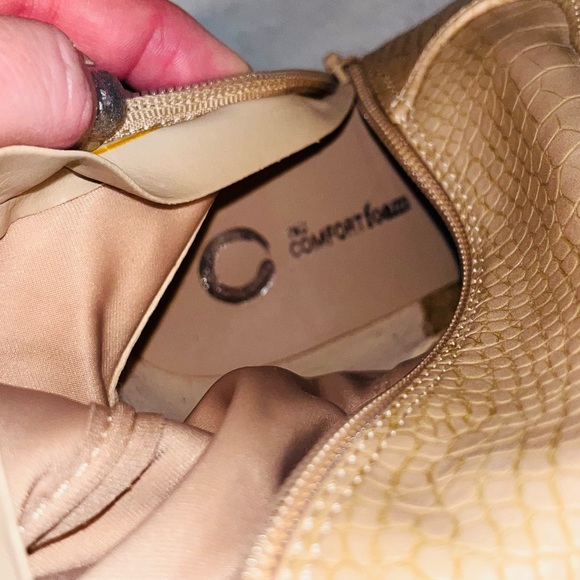 Tan Knee-High Lace-Up Boots sz 9 NEW - Picture 7 of 10